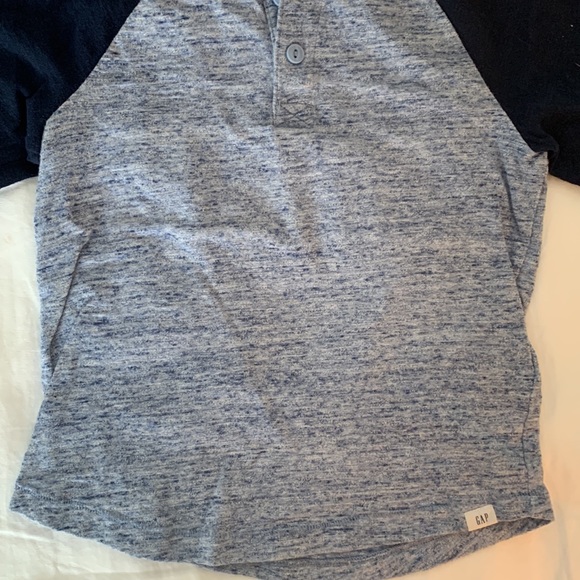 GAP LS shirt (4T) - Picture 3 of 6